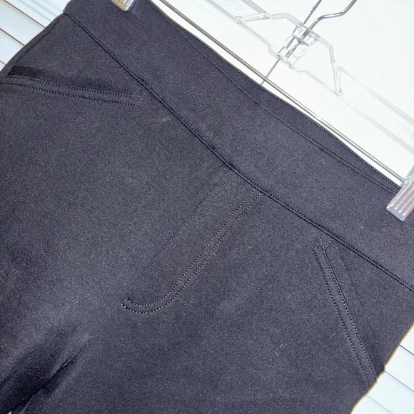 SPANX The Perfect Black Pant Backseam Skinny Petite - Picture 2 of 8